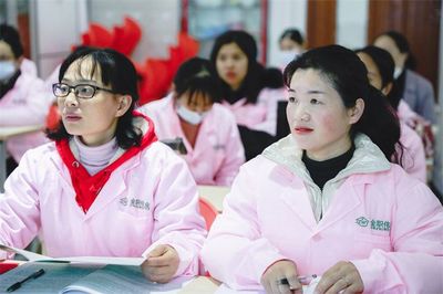 金职伟业母乳喂养指导班、金牌月嫂班火热开班 助力母婴护理服务升级